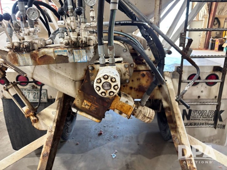 2013-ray-man-dry-tender-trailer-(gp11681,-unit-114)-image-41