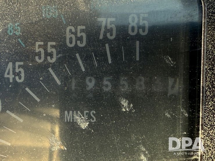 1991-international-4900-image-78