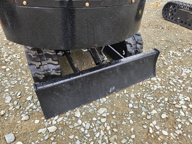 #6460-•-unused-future-ft13c-mini-excavator-image-14