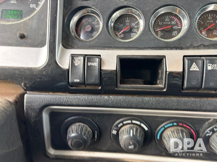 2014-kenworth-t470-image-74