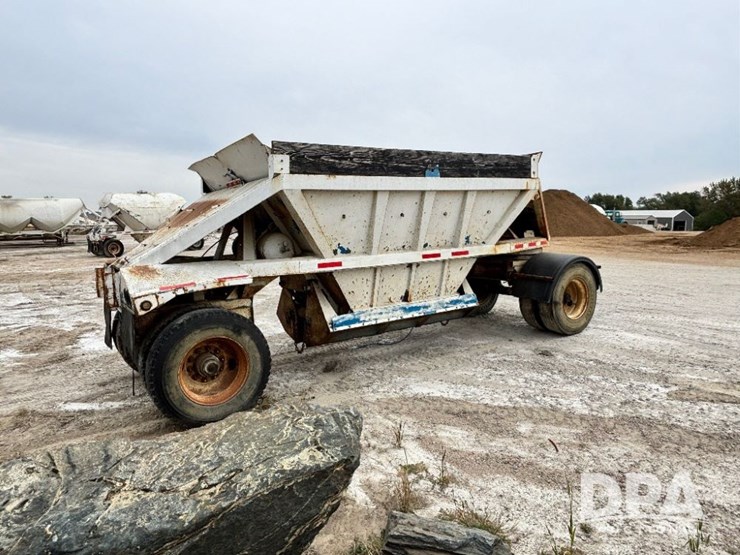 1981-fruehauf-trailer-image-10