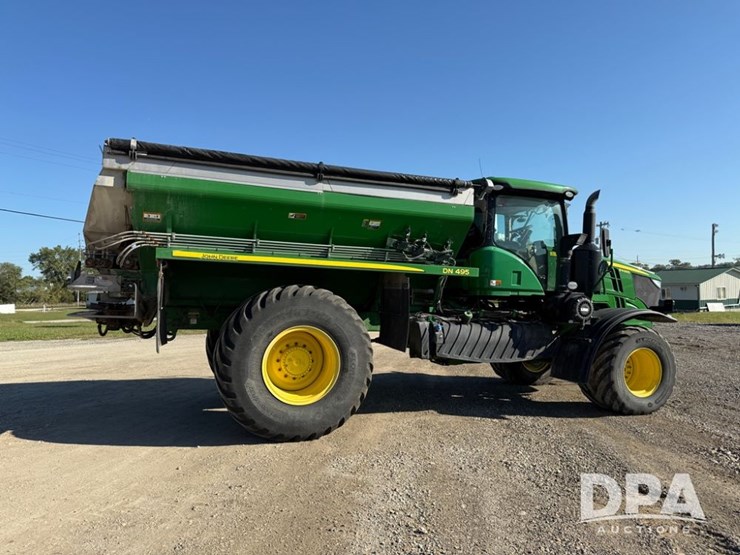 2021-john-deere-f4365-image-7