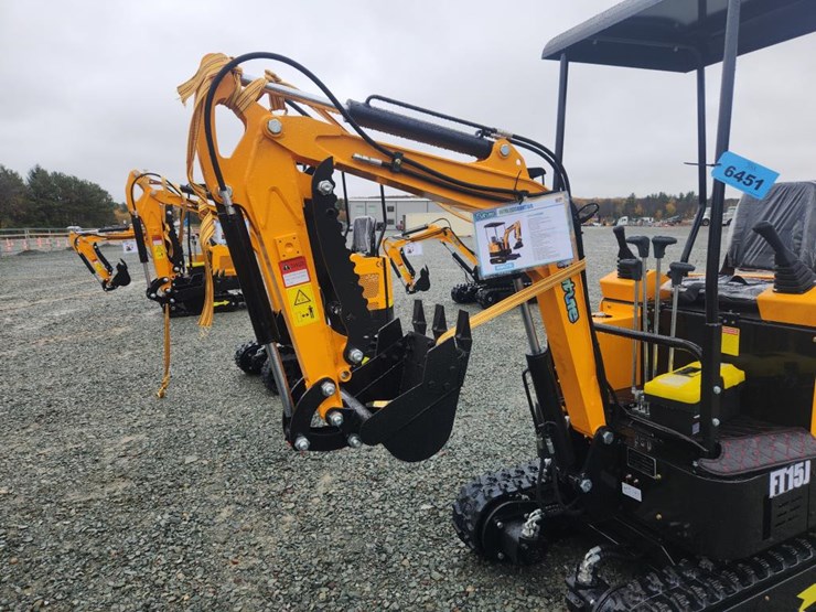 #6451-•-unused-future-ft15j-mini-excavator-image-9