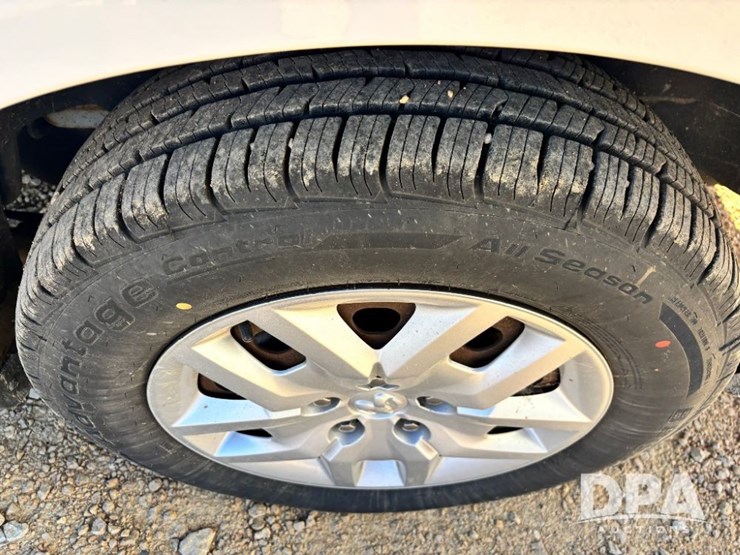 2014-dodge-ram-van-image-24