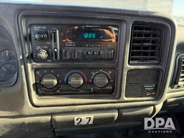 2002-gmc-3500-image-64