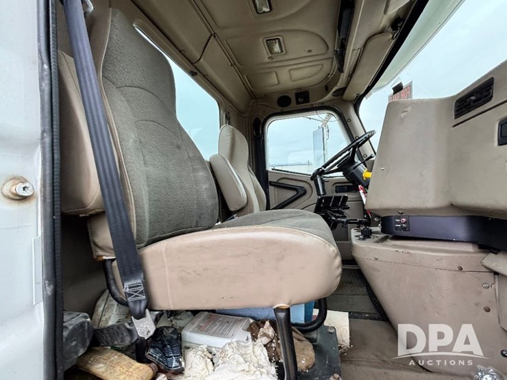 2007-ihc-9200i-liquid-nurse-truck-(gp11642,-unit-505)-image-71