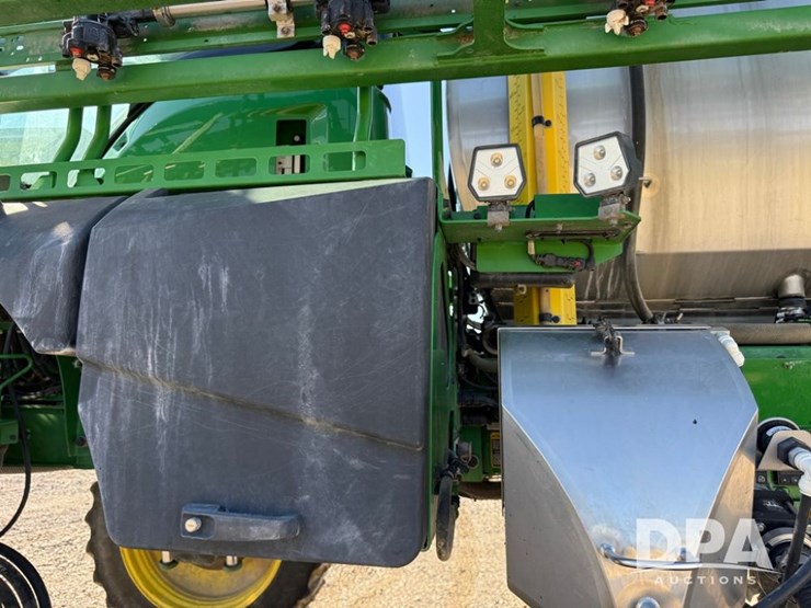 2022-john-deere-412r-image-129