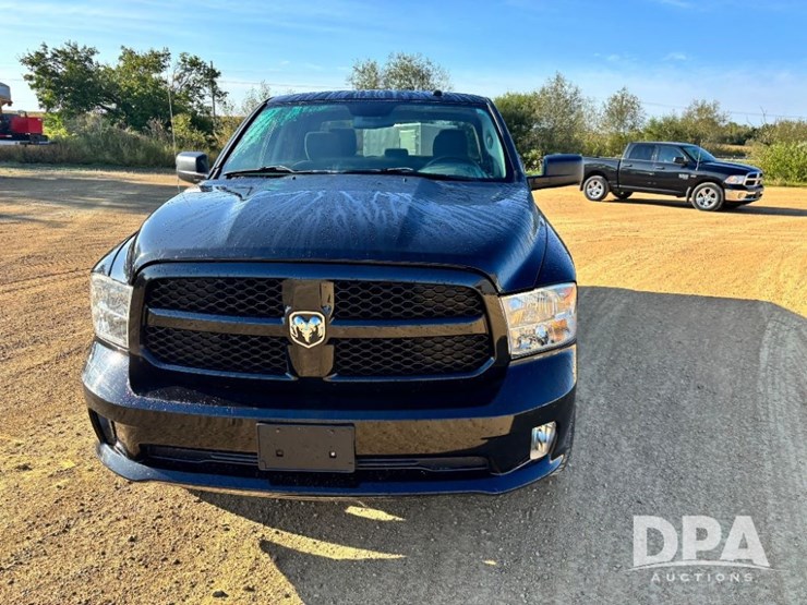 2016-dodge-ram-1500-image-16