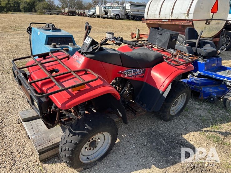 artic-cat-250-(dr12398)-image-4