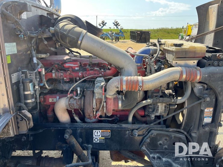 2014-peterbilt-386-image-83