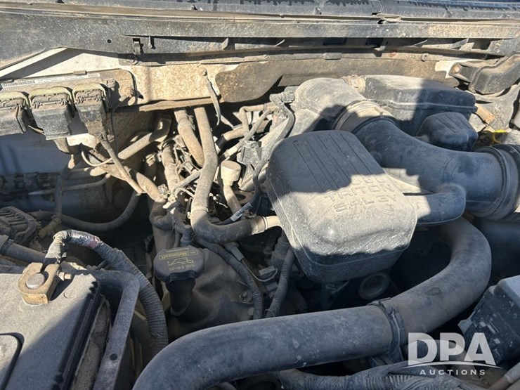 2010-ford-f150-lariat-image-19