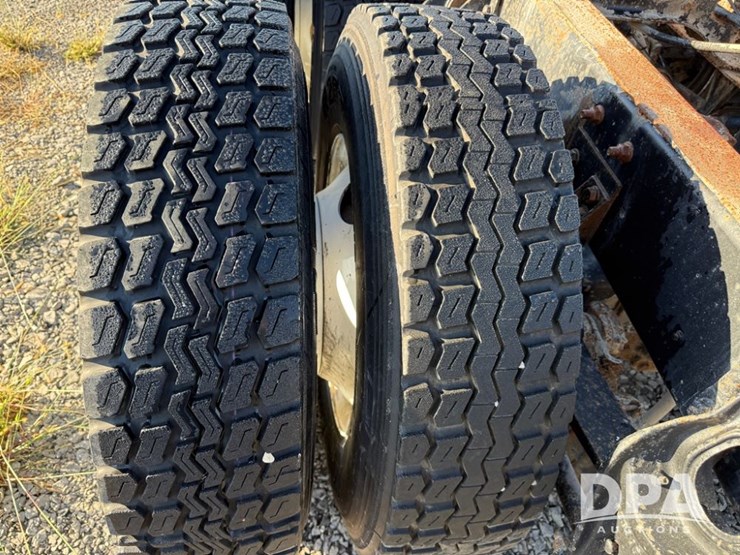 2002-international-9100i-cab/chassis-(np6156,-unit-286)-image-39