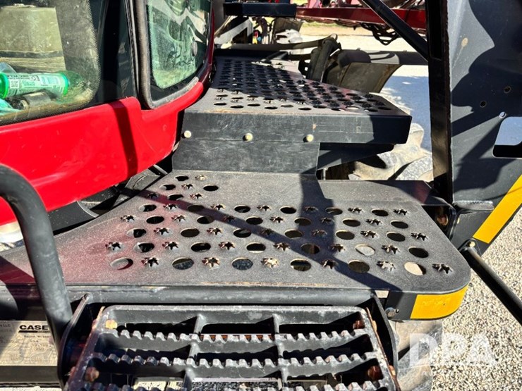 2015-case-ih-patriot-4440-image-94