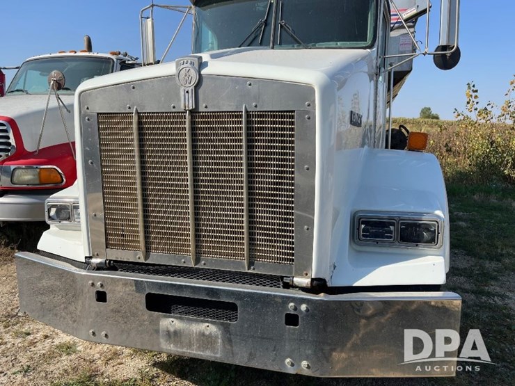 2002-kenworth-t800-image-16