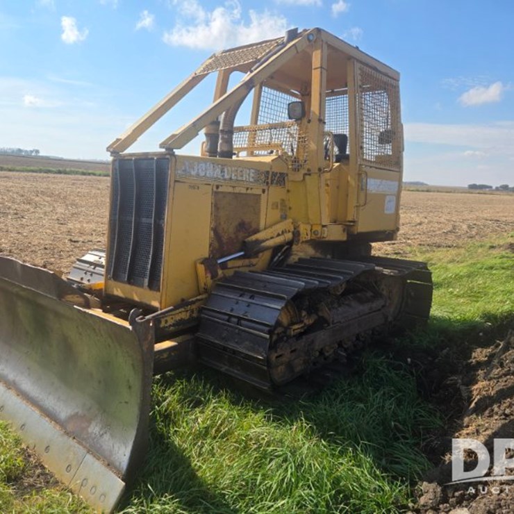 DEERE 450G