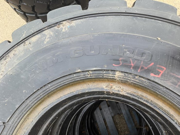 #2145-•-(4)-super-grip-grader-tires-image-11