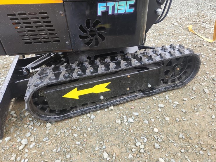 #6460-•-unused-future-ft13c-mini-excavator-image-22