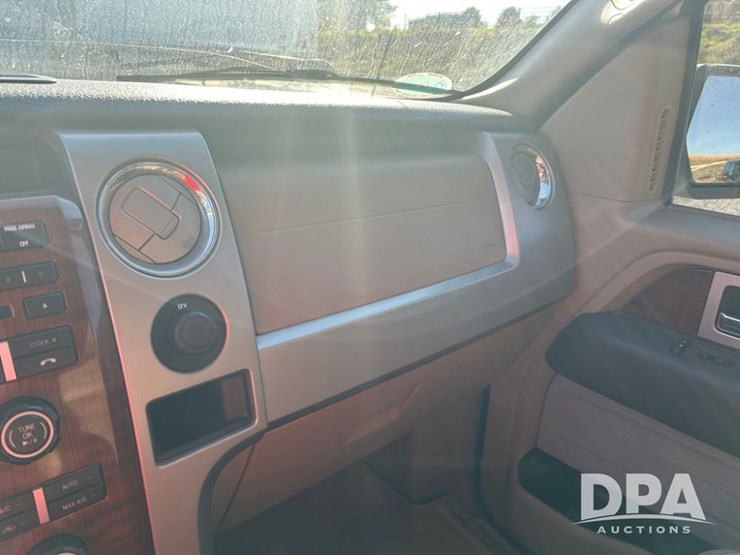2010-ford-f150-lariat-image-27