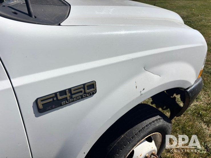 2003-ford-f450-xl-image-44