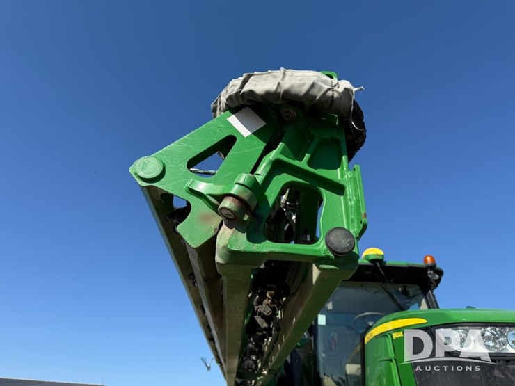 2021-john-deere-r4044-image-89