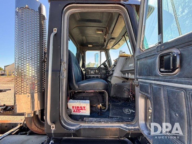 1994-mack-ch613-image-70