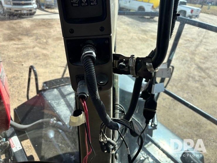 2014-case-ih-titan-4530-image-78