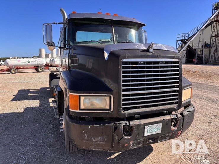 1994-mack-ch613-image-4