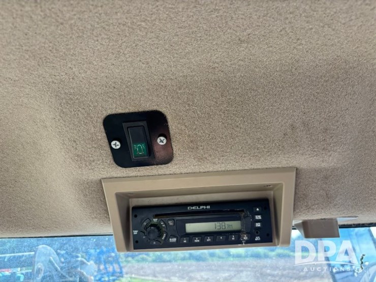 2014-john-deere-4940-image-107