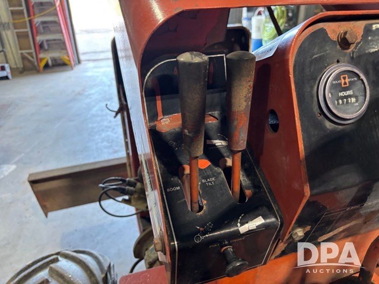 ditch-witch-2200-image-19