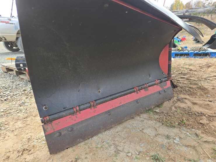 #6906-•-approx.-90"-hiniker-snow-v-plow-w/lights-image-8
