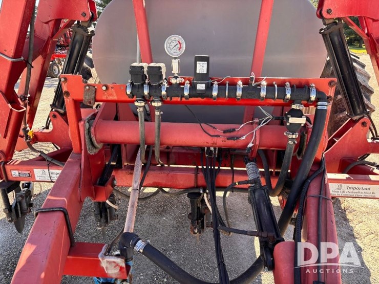 2002-case-ih-2800-image-16