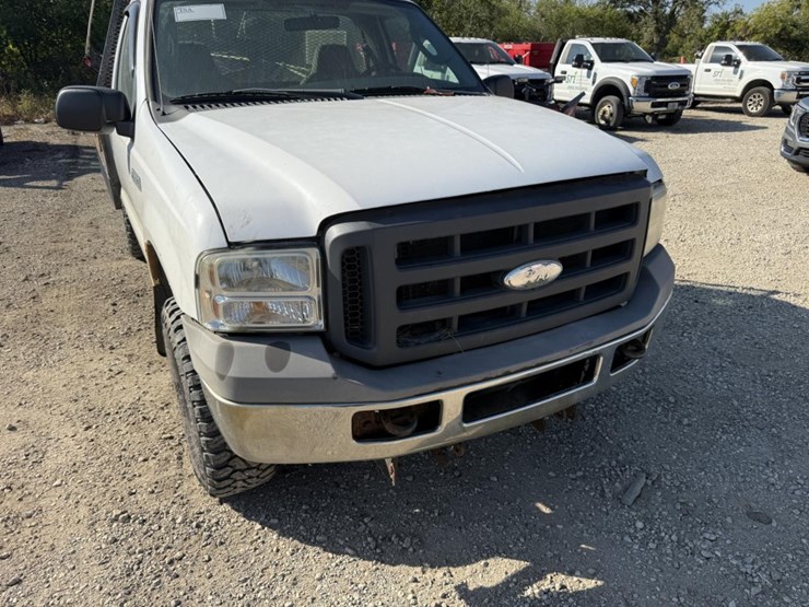 2005-ford-f250-image-16