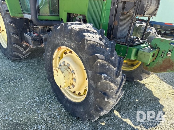 1996-john-deere-7400-image-25