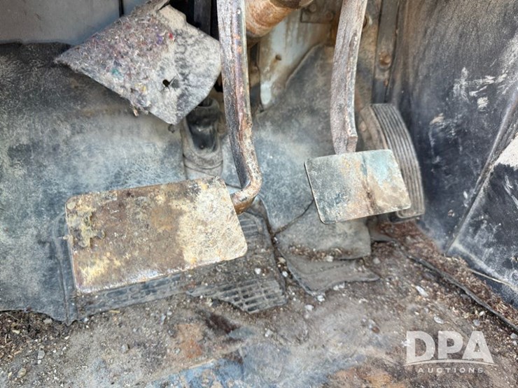 1991-international-4900-image-64