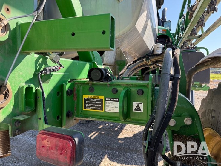 2021-john-deere-r4044-image-109