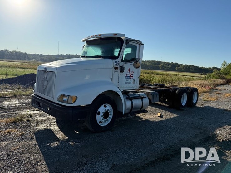 2002-international-9100i-cab/chassis-(np6156,-unit-286)-image-21