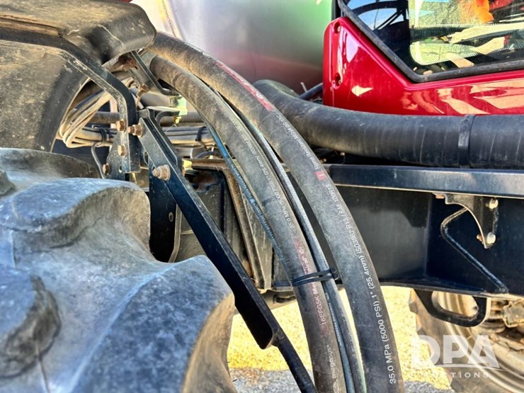 2015-case-ih-patriot-4440-image-67