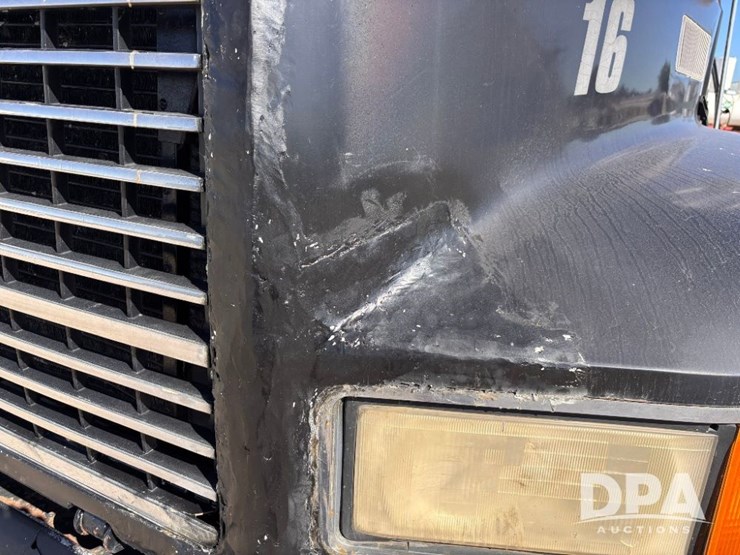 1994-mack-ch613-image-21