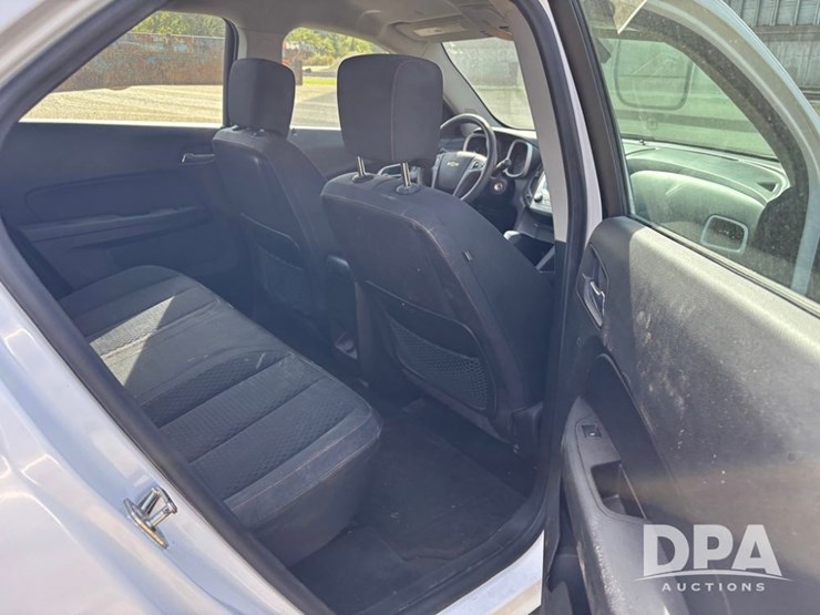 2015-chevy-equinox-(dr12336-unit-0999)-image-17
