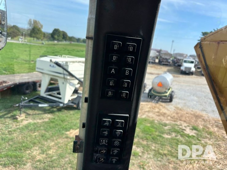 2014-ag-chem-rg1100-image-60