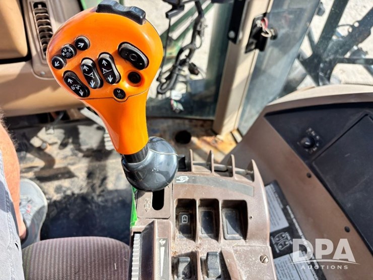 2014-john-deere-4940-image-113