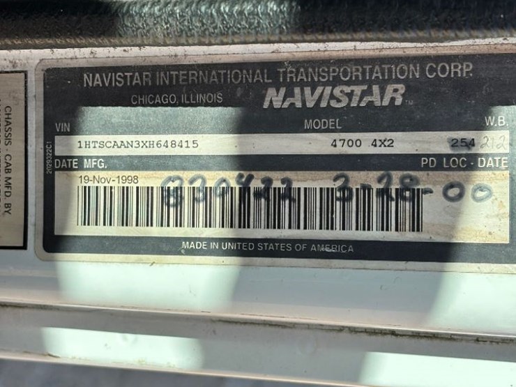 1999-ihc-4700-liquid-nurse-truck-(gp11652,-unit-126458)-image-87