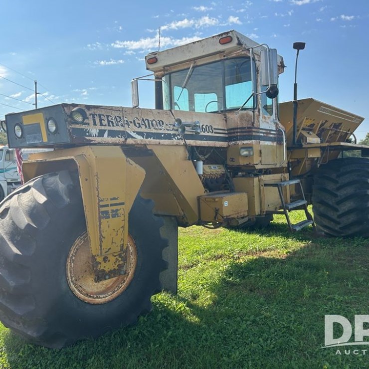 AG-CHEM TERRA-GATOR 1603