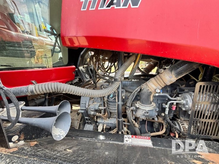 2013-case-ih-titan-4530-image-68