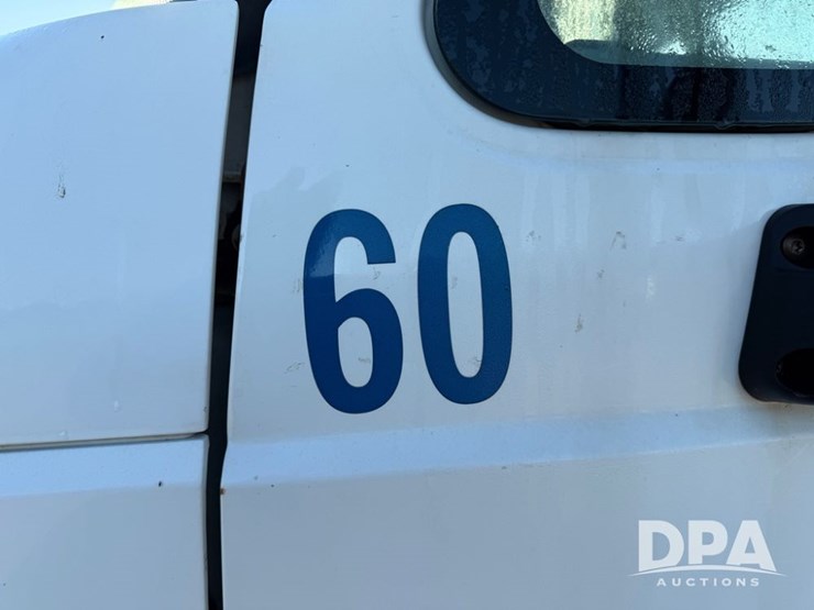 2002-international-durastar-4400-image-34