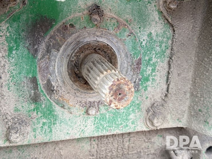 1996-john-deere-7400-image-41