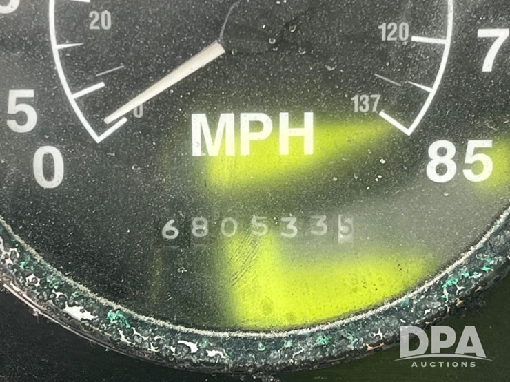 2001-ihc-9100-truck-(jn2647,-unit-32347)-image-59