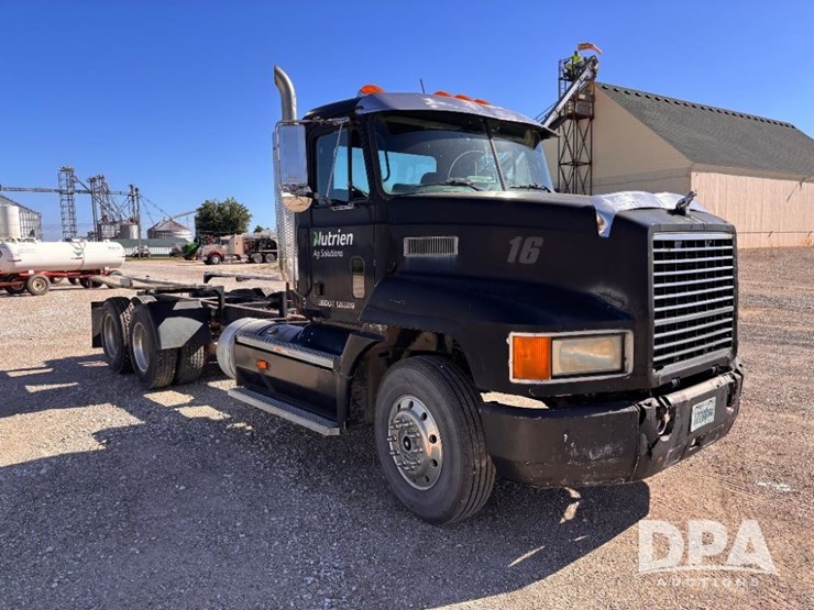 1994-mack-ch613-image-5