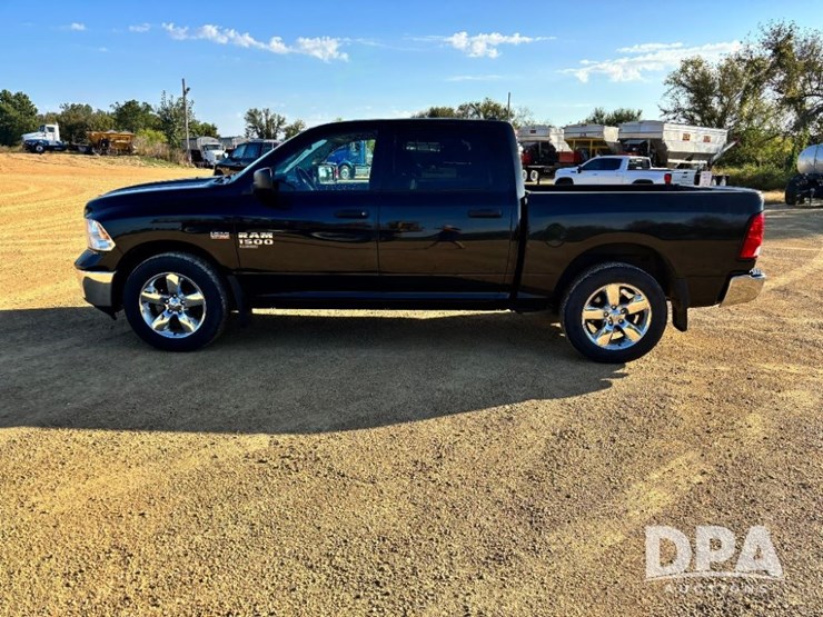 2019-dodge-ram-1500-image-12