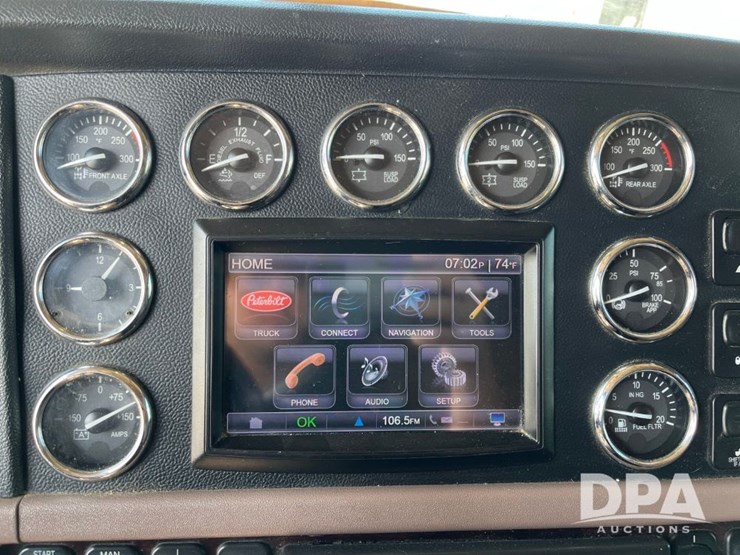 2014-peterbilt-386-image-60